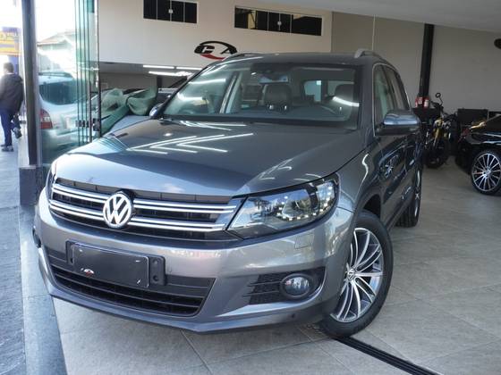 VOLKSWAGEN TIGUAN 2.0 TSI 16V TURBO GASOLINA 4P TIPTRONIC VOLKSWAGEN TIGUAN 2.0 TSI 16V TURBO GASOLINA 4P TIPTRONIC